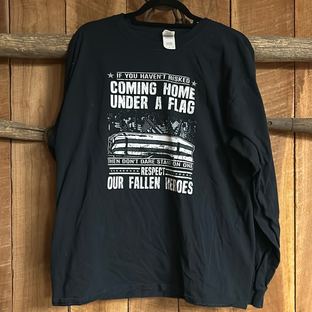 Men’s long sleeve